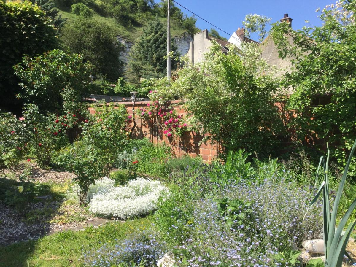 Bed and Breakfast Les Papouz Gommecourt Экстерьер фото