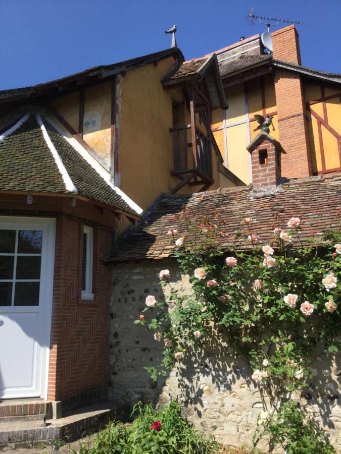 Bed and Breakfast Les Papouz Gommecourt Экстерьер фото