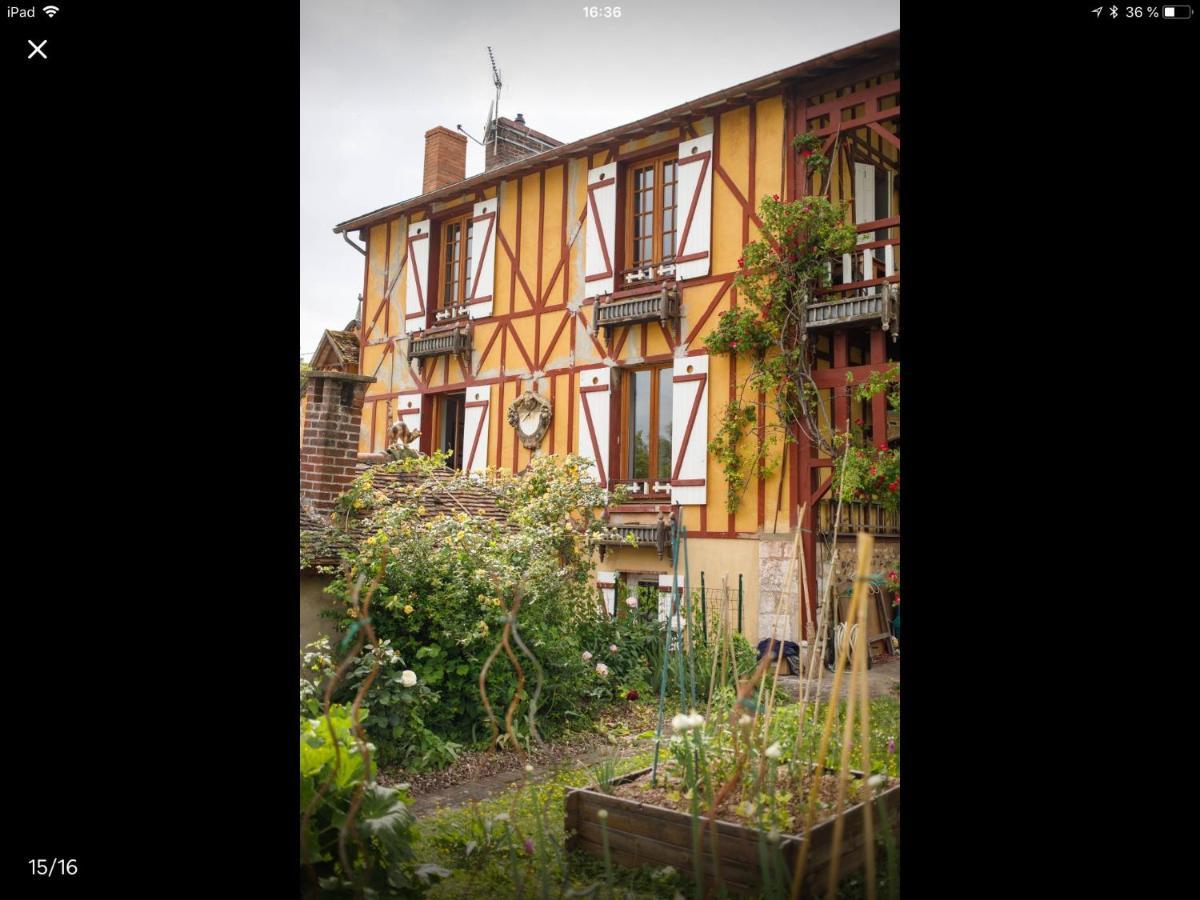 Bed and Breakfast Les Papouz Gommecourt Экстерьер фото